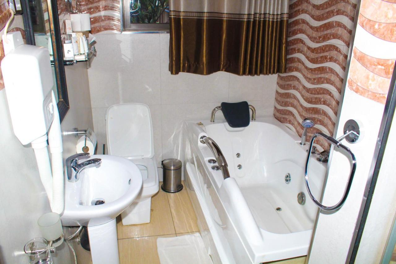 Sherbourne Hotel Kitwe Exteriér fotografie